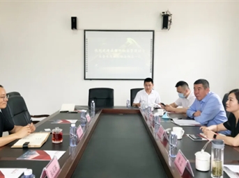 巫慶敏執行會(huì )長(cháng)赴成都卓航航空職業(yè)技能培訓學(xué)?？疾旖涣? /></div>
                            <h2 class=