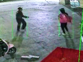 抖音播放量破400萬(wàn)，奮勇擒賊的彩生活保安爆紅網(wǎng)絡(luò )