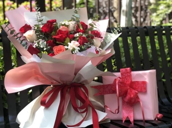 不止情人節，三餐四季愛(ài)在日常