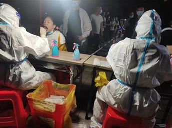 戰役紀實(shí) | 疫情下努力奔跑的物業(yè)人