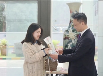 羅浮女神節｜以花之禮獻給最美的您