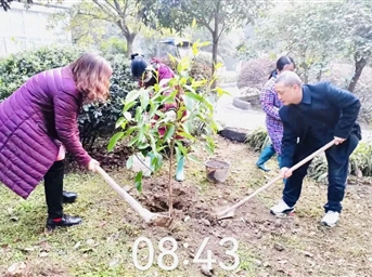 擁抱春天 呵護綠色