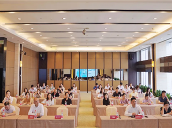 “全市物業(yè)協(xié)會(huì )規范化建設與高質(zhì)量發(fā)展”專(zhuān)題培訓會(huì )召開(kāi)